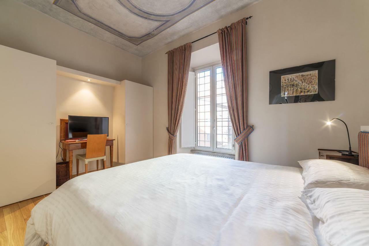 Monti Stunning Apartment With Terrace Rome Exterior photo
